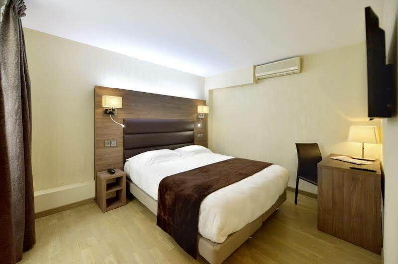 Unic Renoir Saint Germain 3* Parijs